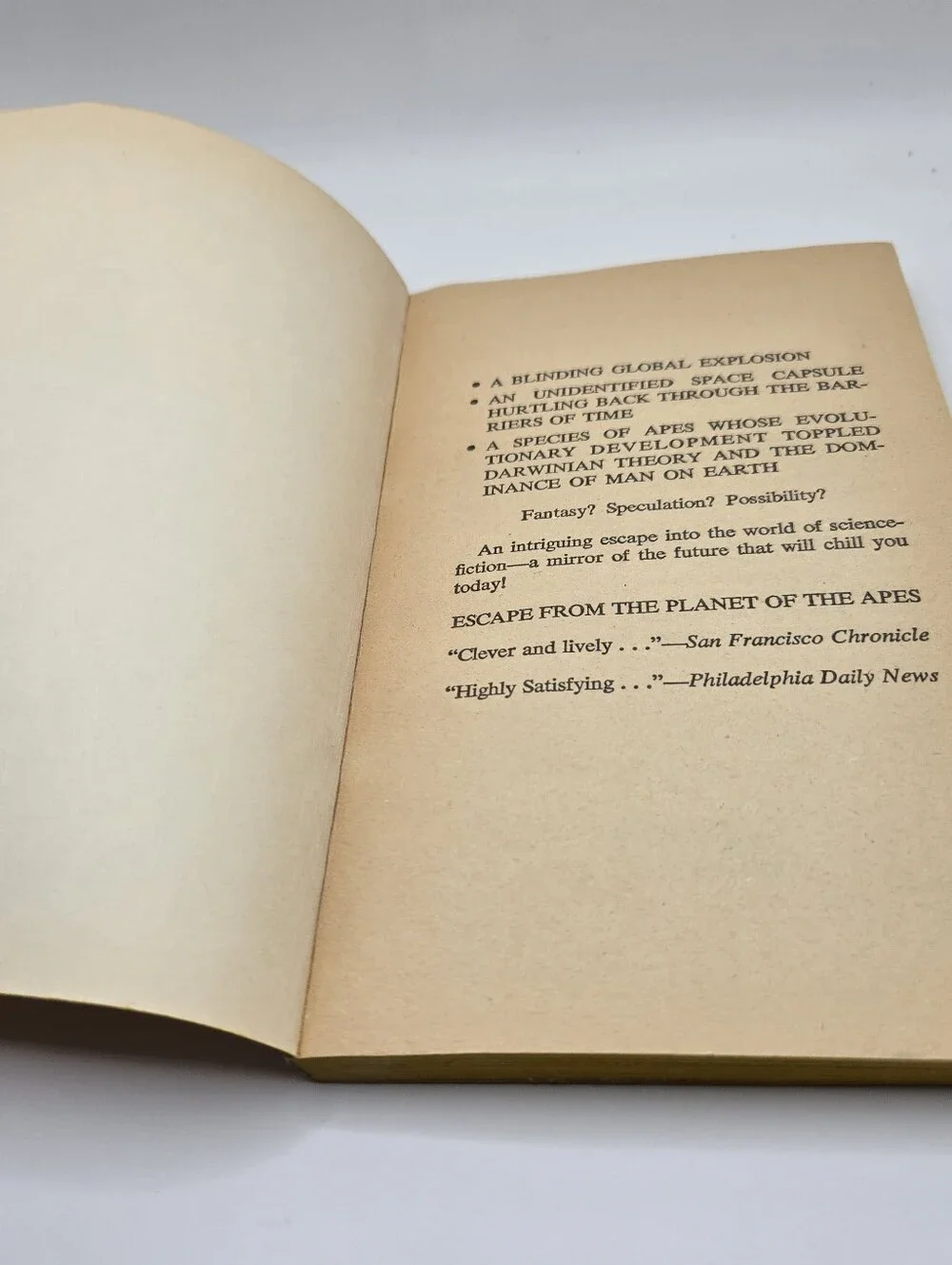 Escape From the Planet of the Apes Jerry Pournell 1973 Award Books Mass Market
